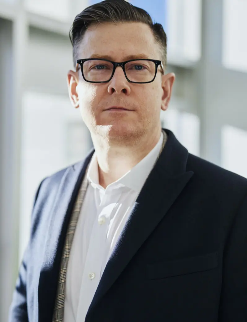 Pexels linkedin sales navigator 2182970 1